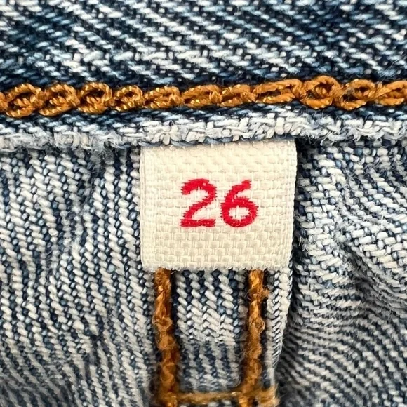 Levi’s Women’s White Oak Stone Denim Button Fly Jeans Size 26
